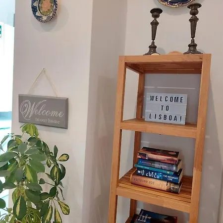 With Private Garden - Location Lisbona