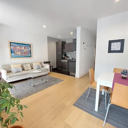 With Private Garden - Location Apartment Lissabon